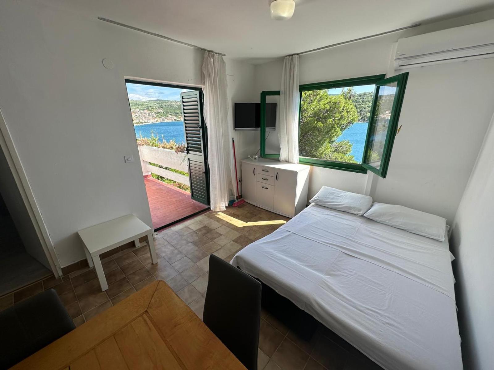 Povlja Bungalows Exteriör bild