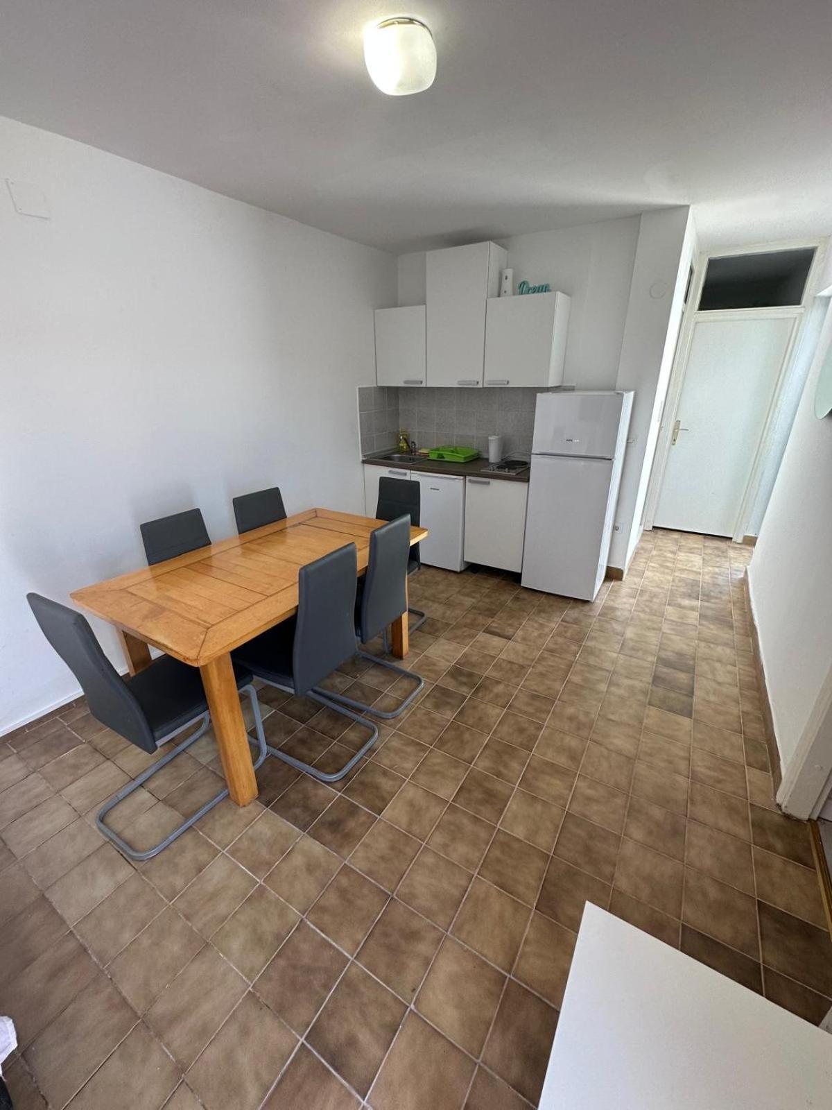 Povlja Bungalows Exteriör bild
